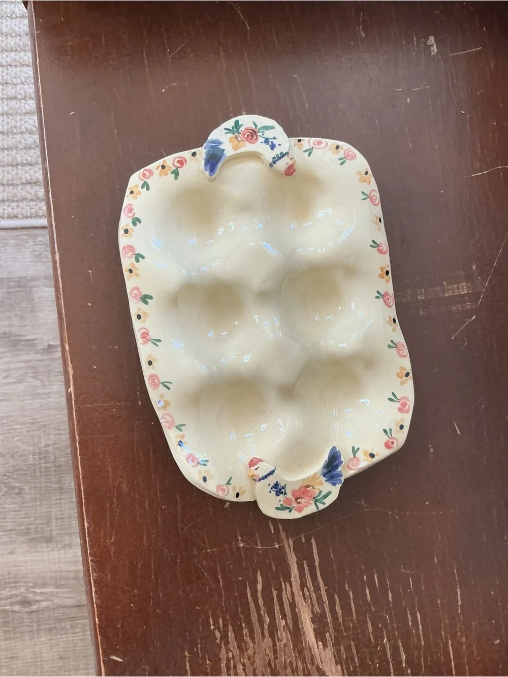 Hand-Painted Cream Ceramic Egg Tray with Floral Trim